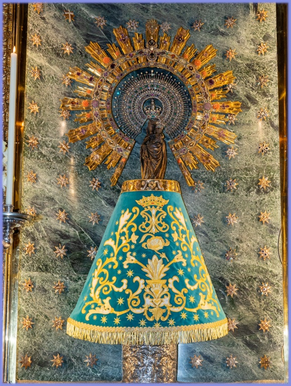 82. Familia Escalona Salvador